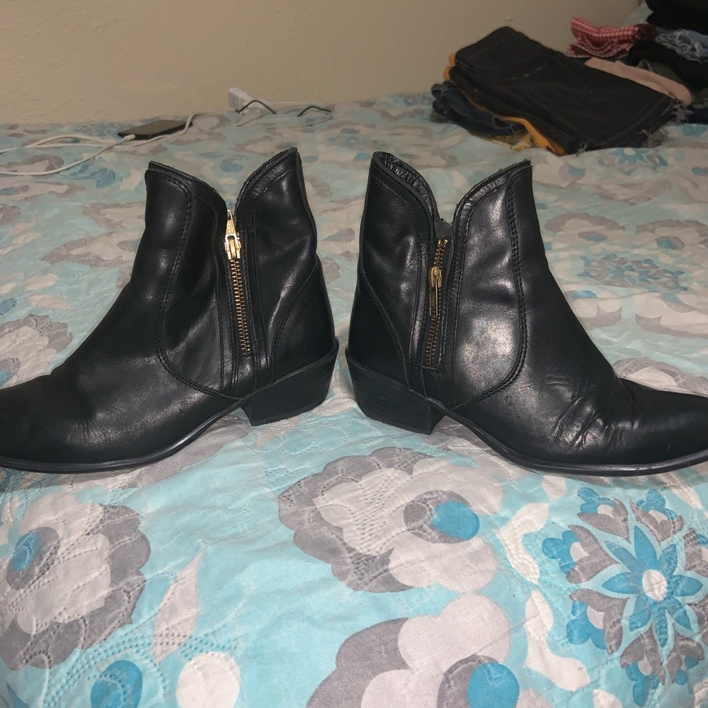 Steve Madden booties